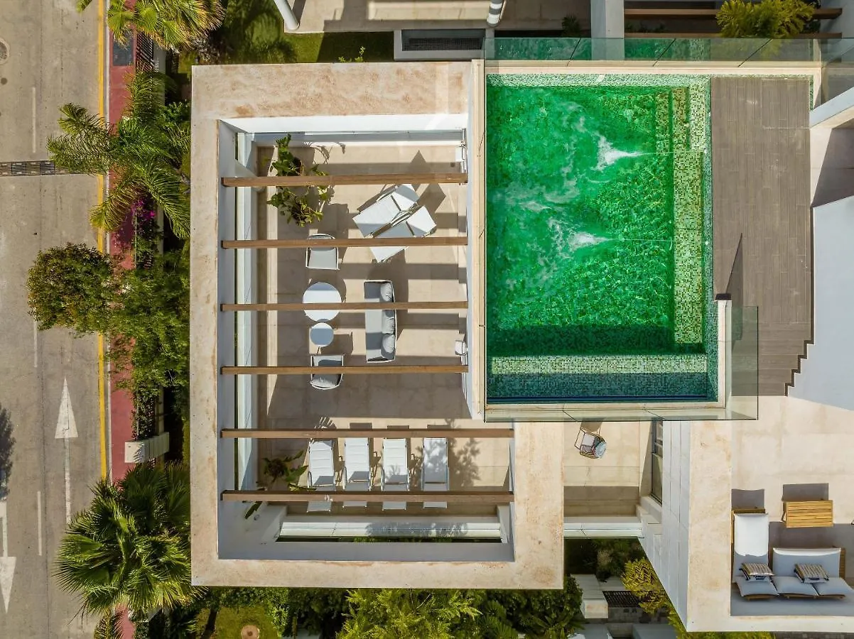 Villa Perlas Del Mar Marbella Spain